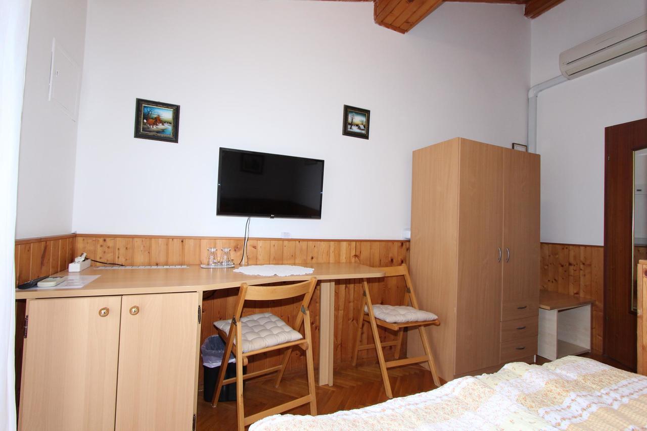 Guest House Aurora Rovinj Luaran gambar