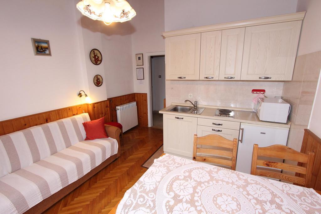 Guest House Aurora Rovinj Bilik gambar